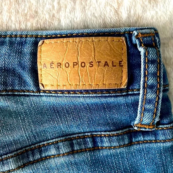 2 PAIRS of Aéropostale Ripped Jean Shorts - Picture 2 of 5